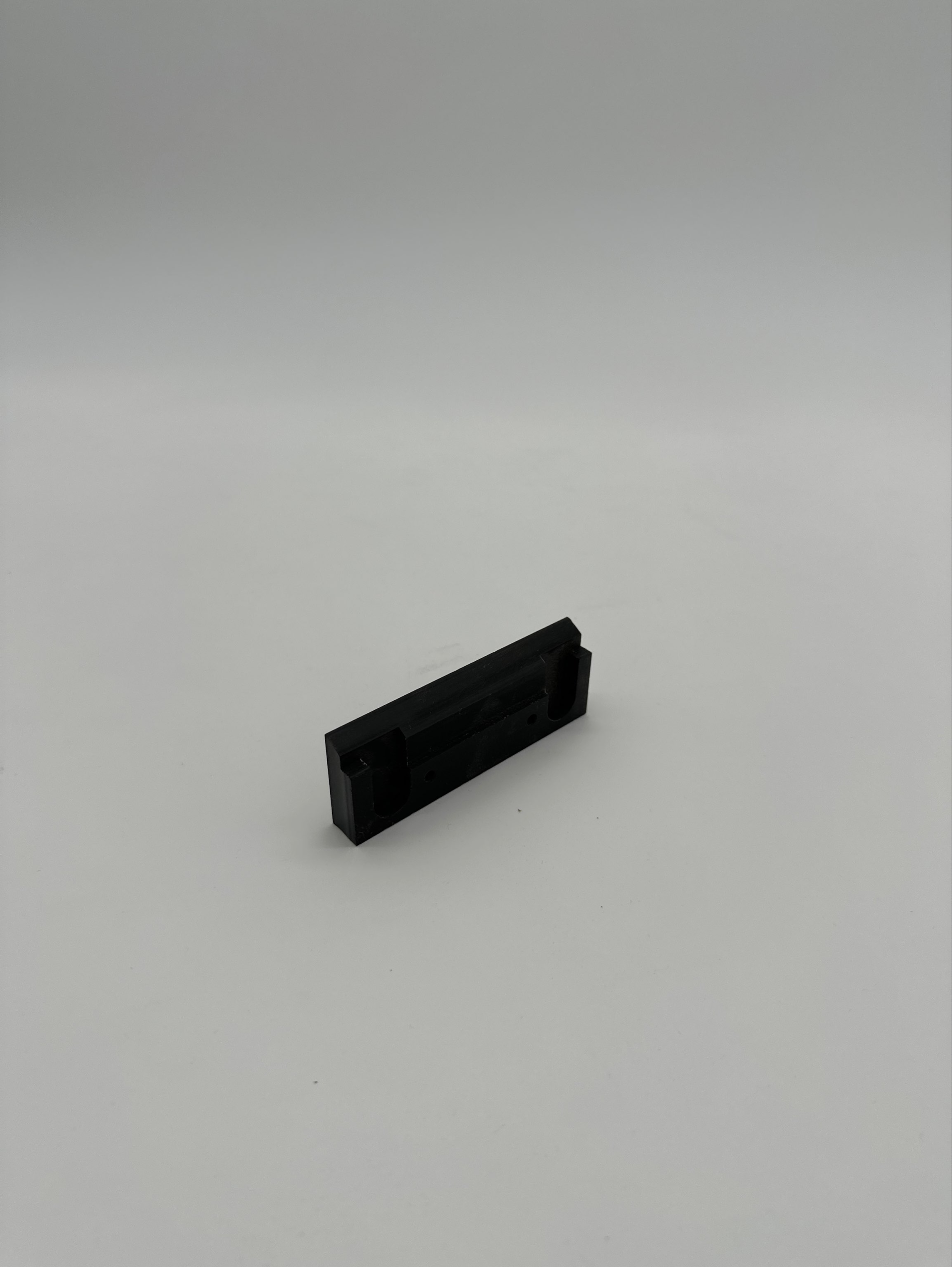 054MAC010